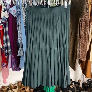 Green Pleated Midi Skirt | Size : XS